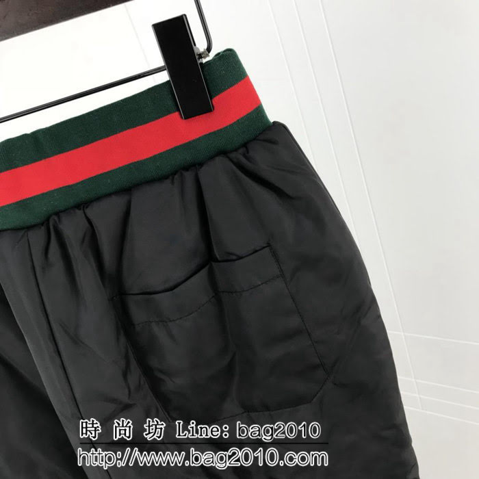 GUCCI古馳 18秋冬新款 小蜜蜂繡花 保暖舒適 男款套裝 ydi1780